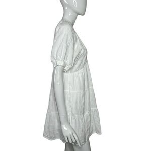 Universal Thread Dress Women’s White Size Small Tiered Coastal Beach Resort
